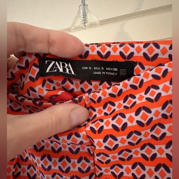 Zara Printed Shorts - Picture 3 of 3